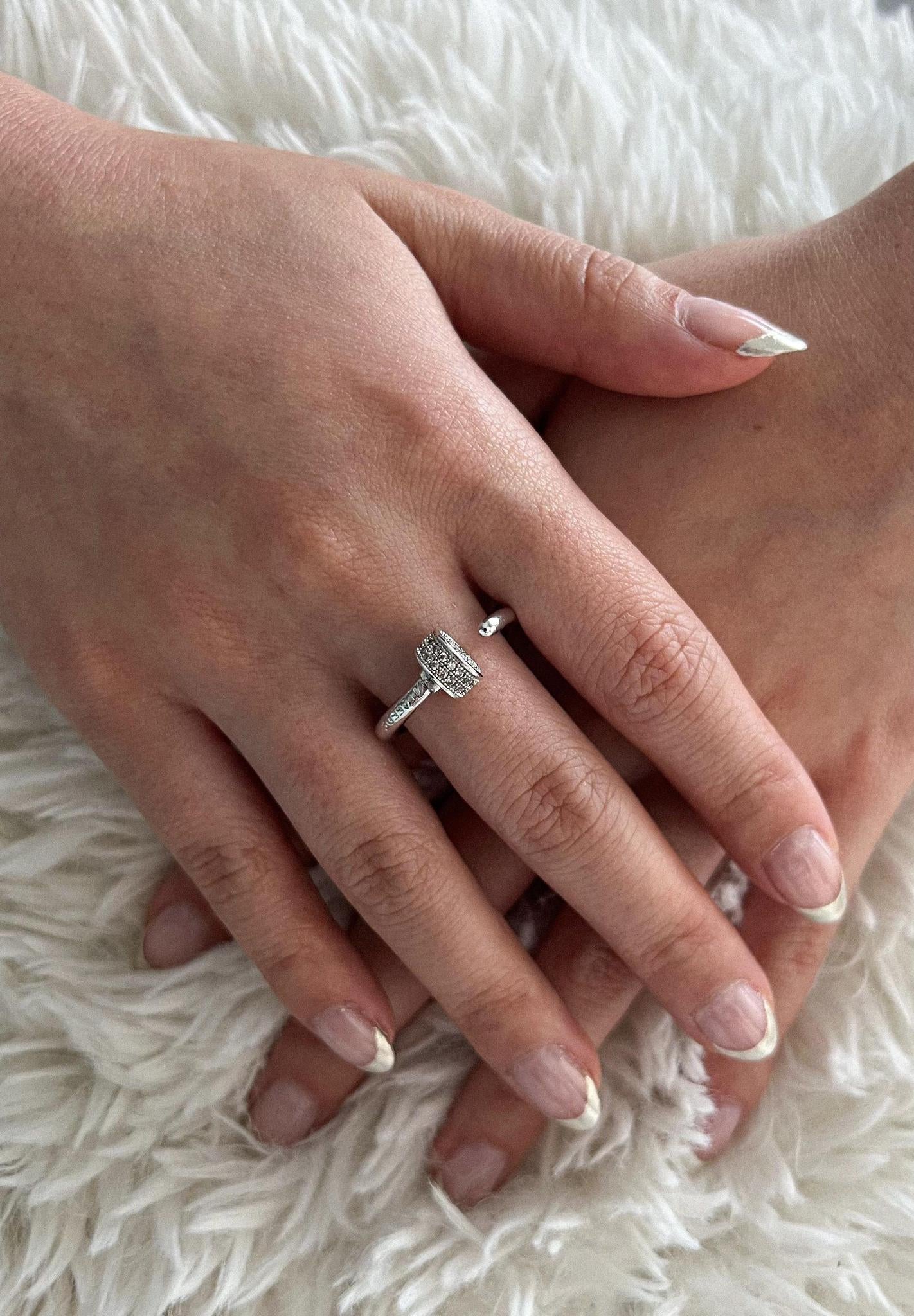 Nicole Ring