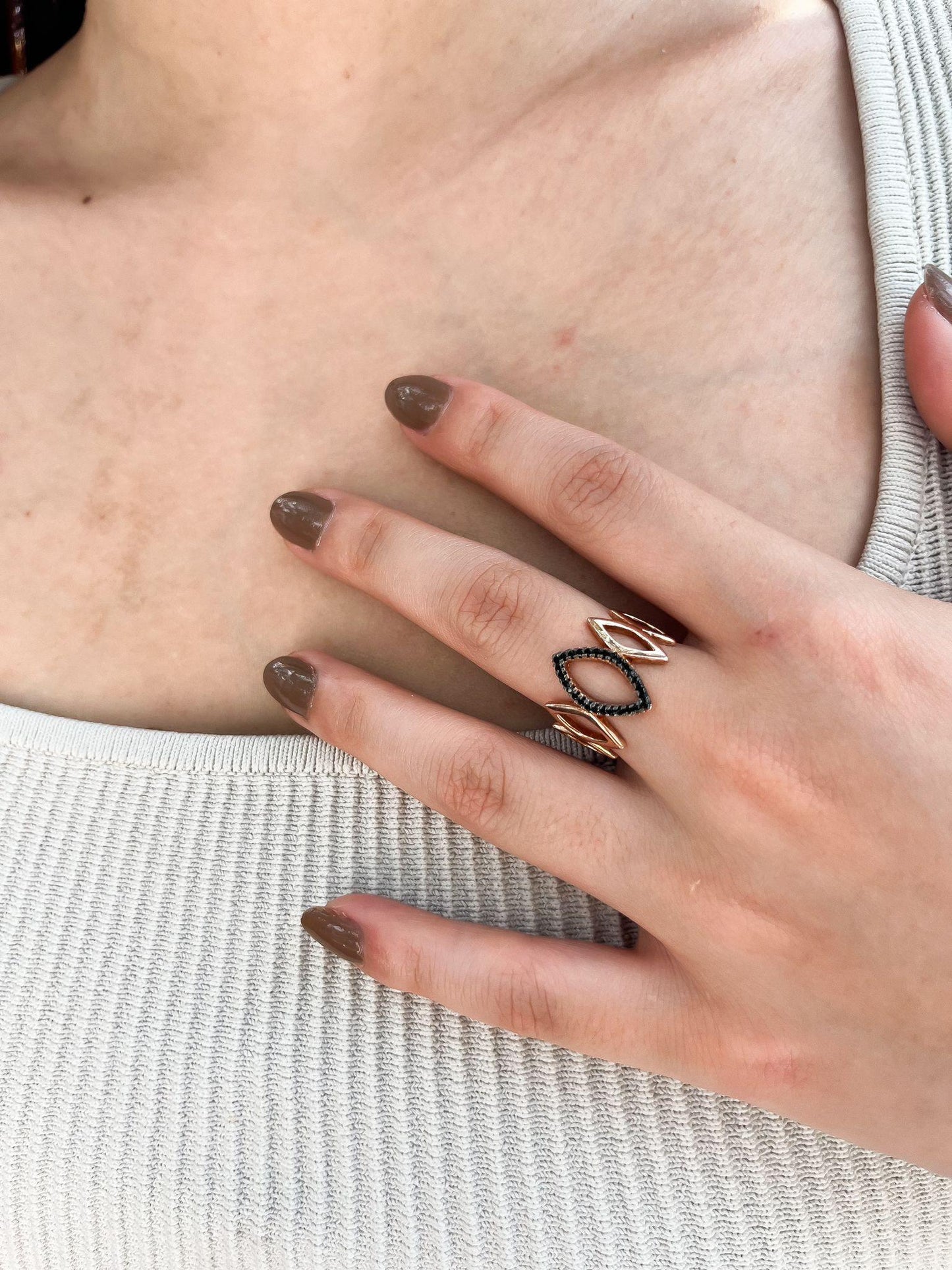 Golden Noir Ring