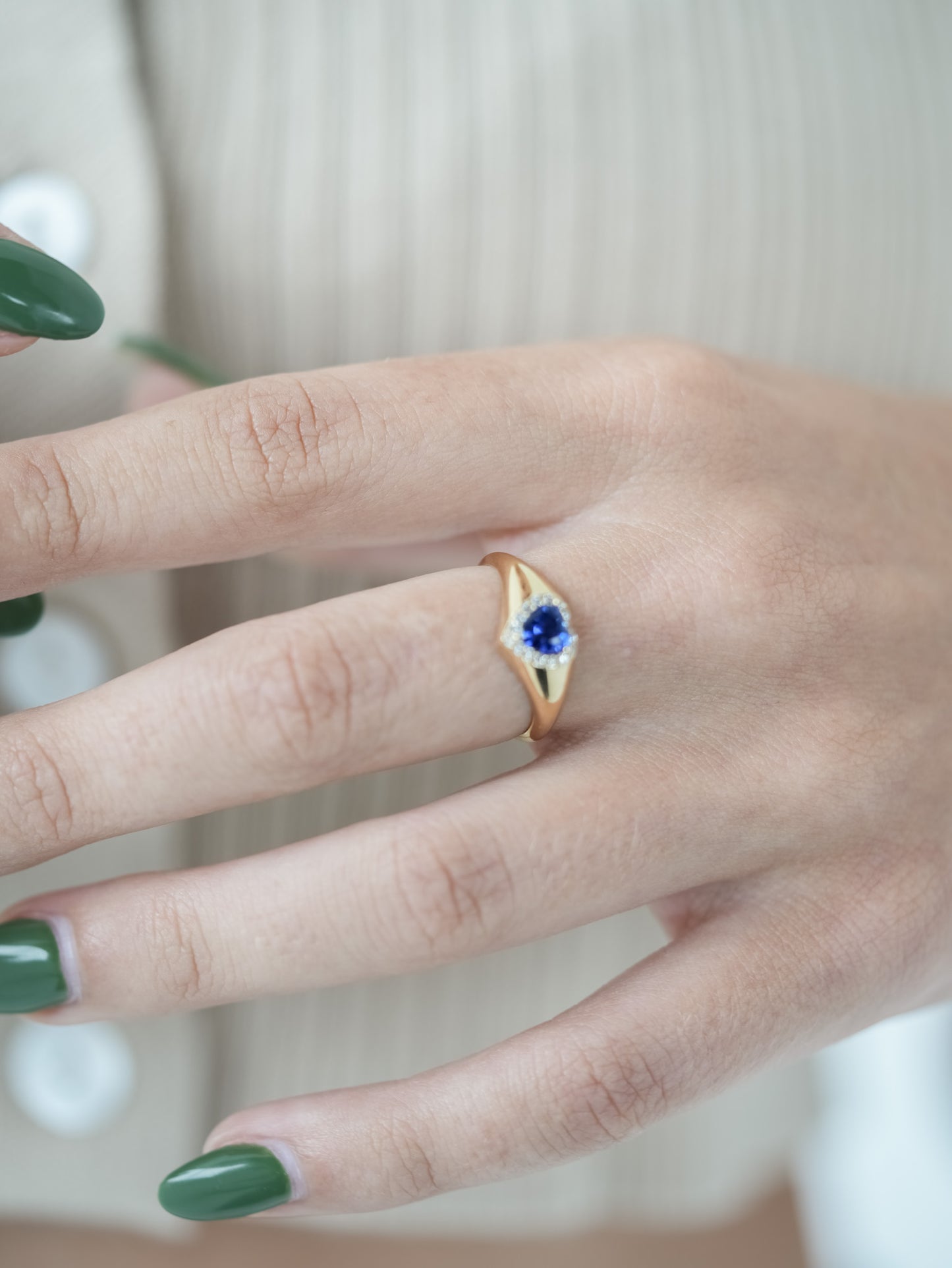 Mackenzie Ring