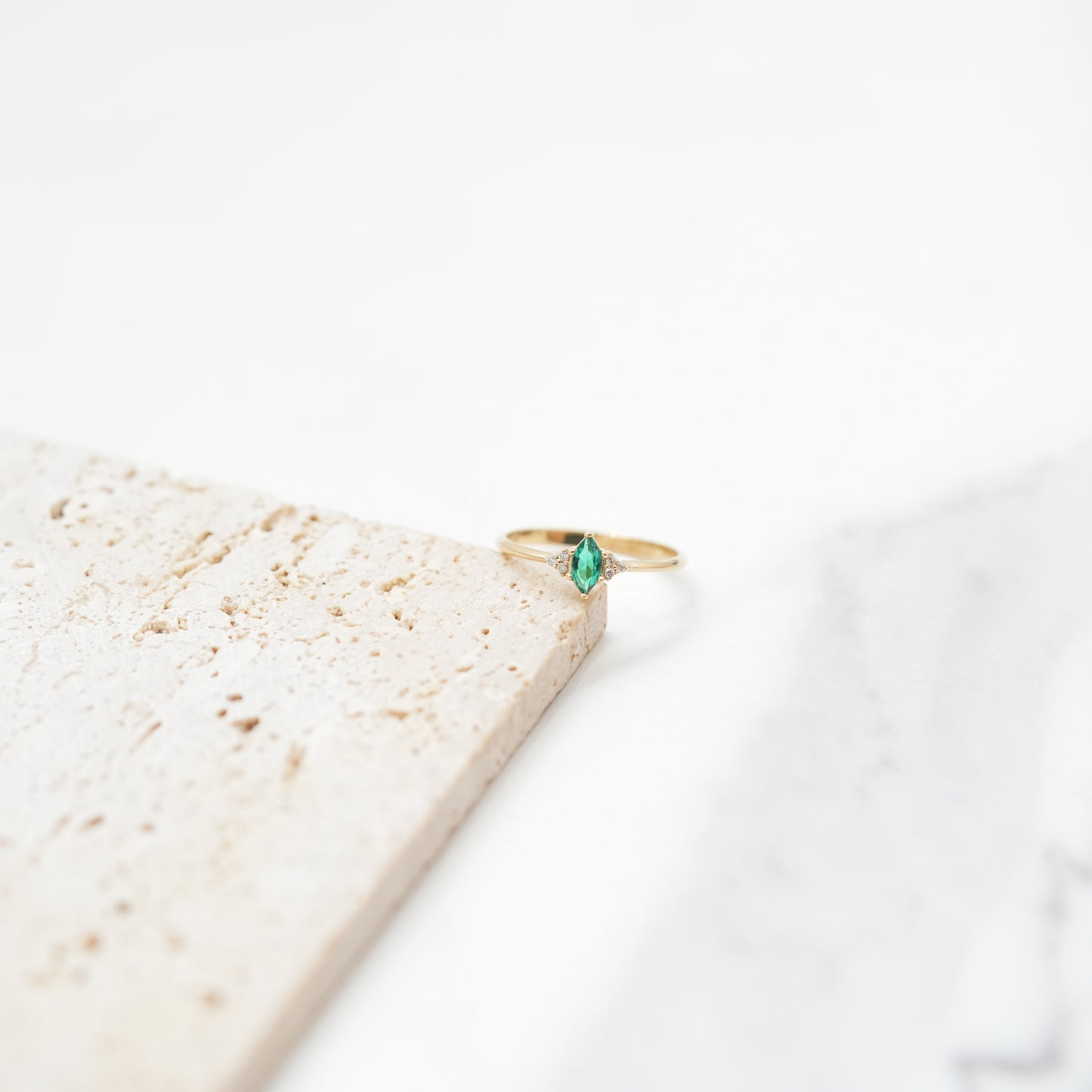Thayen Ring