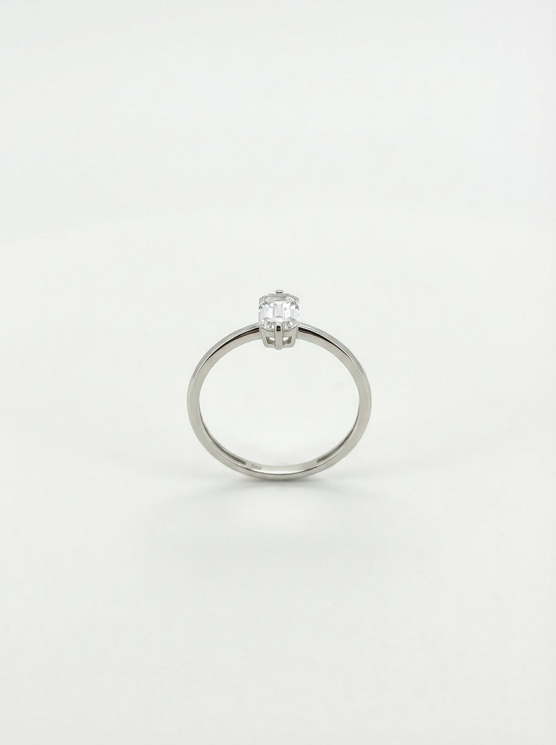 Aveline Ring