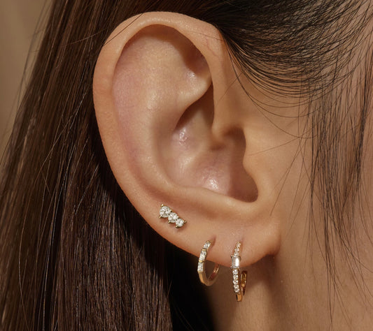 Three Diamonds Stud Earring