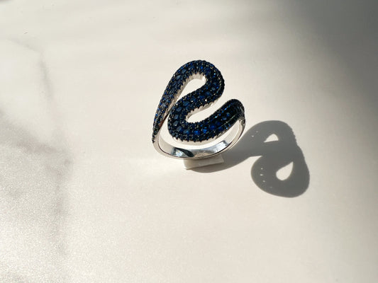 Blue Diamond Snake Ring